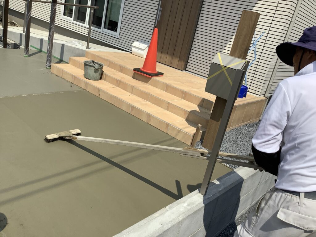 水戸市　駐車場土間コン打設工事