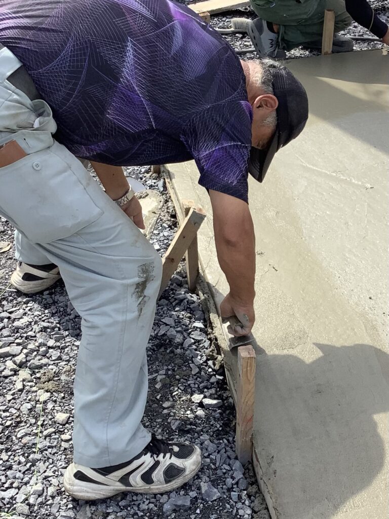 水戸市　駐車場土間コン打設工事