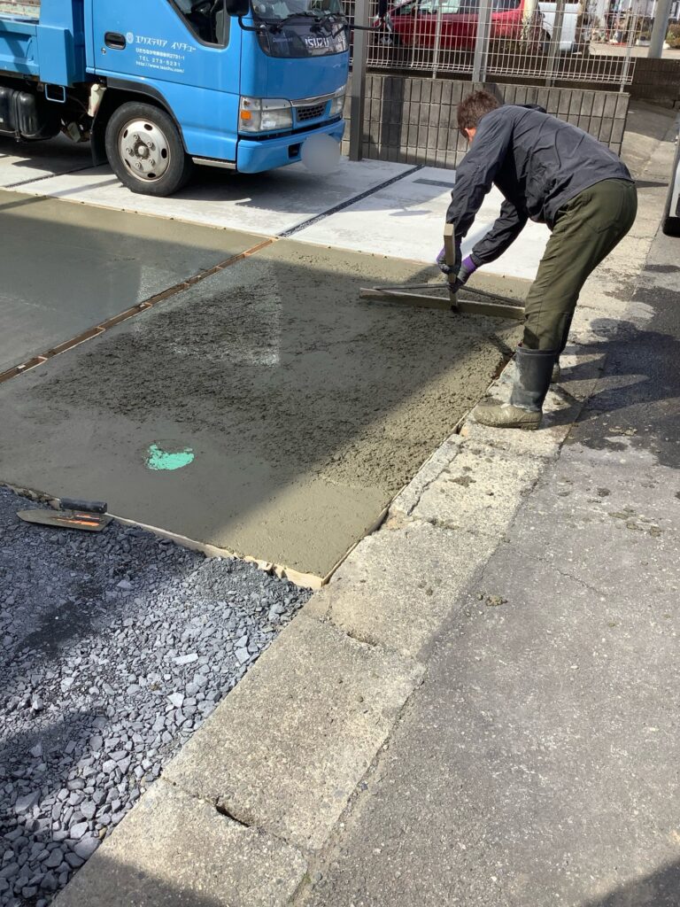 水戸市　駐車場土間コン打設工事
